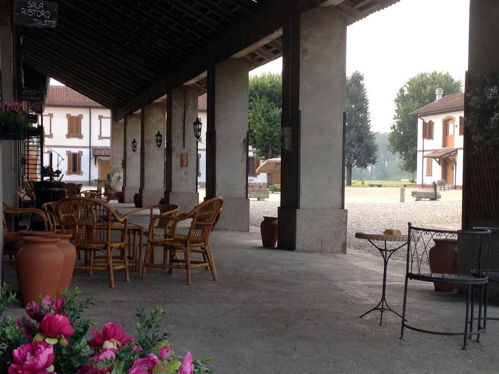 Bed And Breakfast Azienda Agricola Cascina Salazzara Magenta Dış mekan fotoğraf